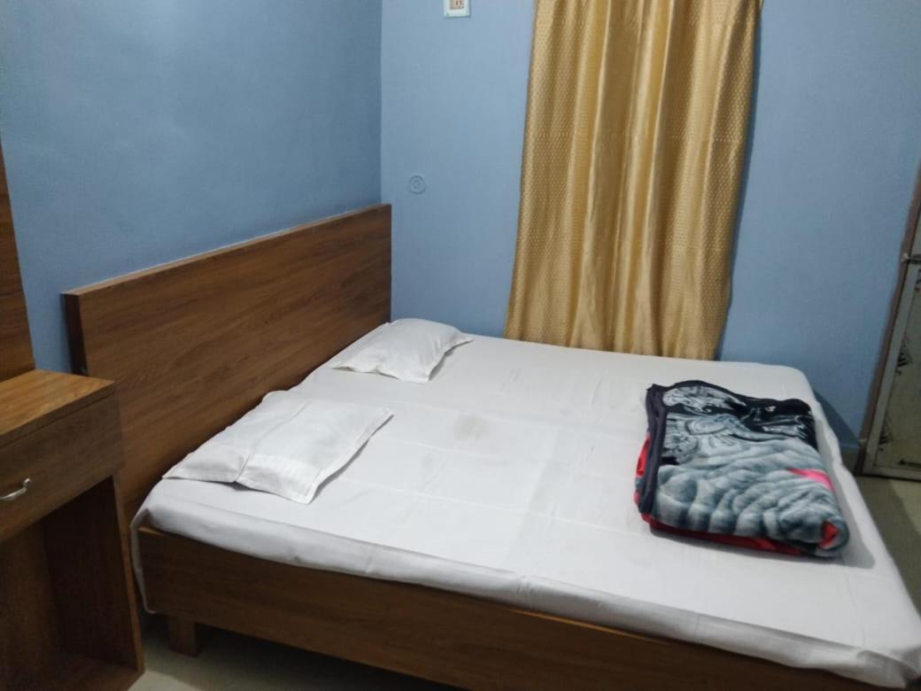 New Milan Palace, Deoghar Rum bild